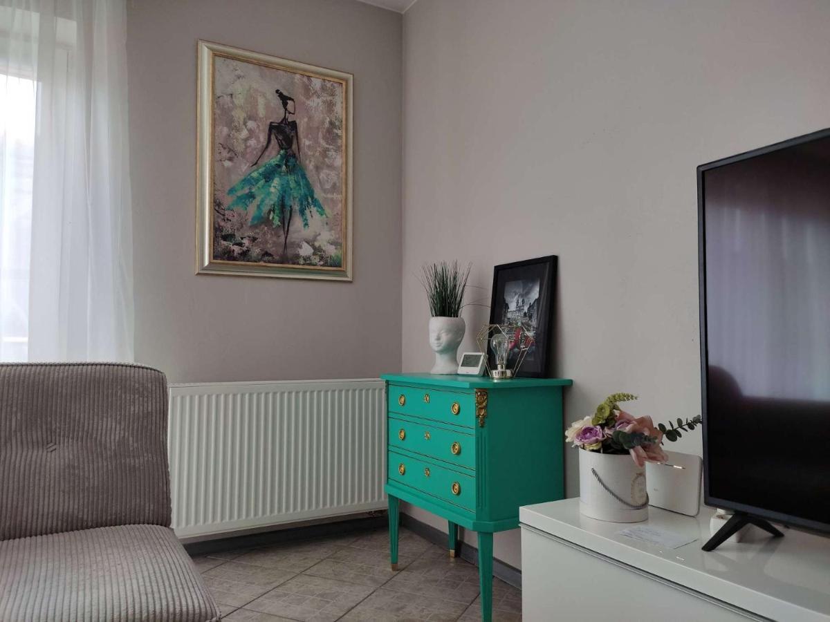 Apartments Near Old Town With Private Parking Kaunas Exteriör bild