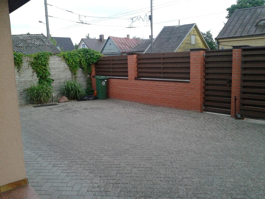 Apartments Near Old Town With Private Parking Kaunas Exteriör bild